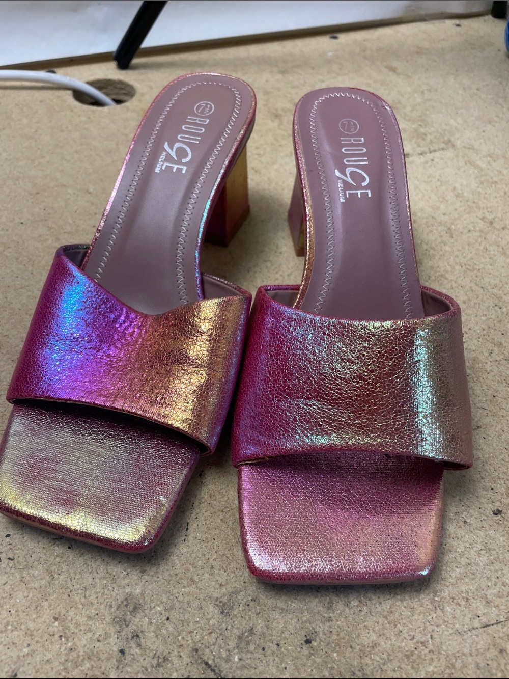 Melissa Pink Iridescent Block Heel Mules Rouge Helium Size 7.5